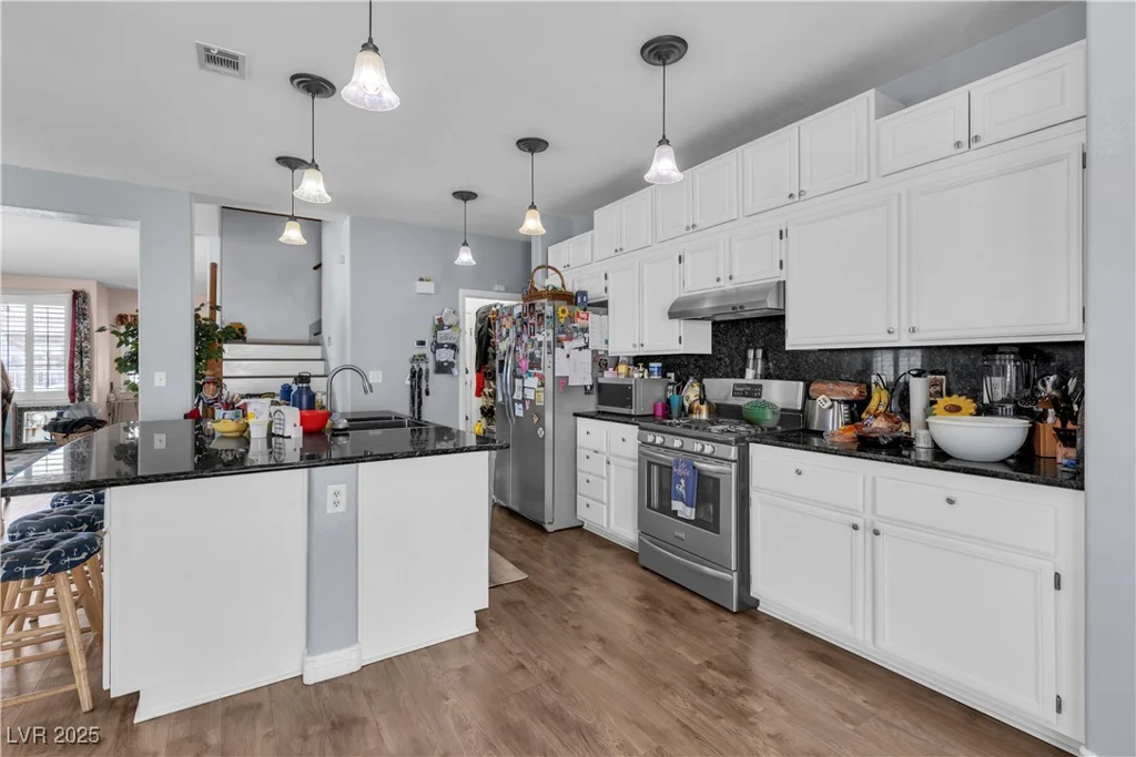1164 Warm Sun, Las Vegas, NV 89110