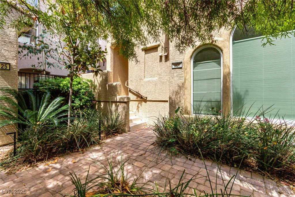 1831 Granemore, Las Vegas, NV 89135