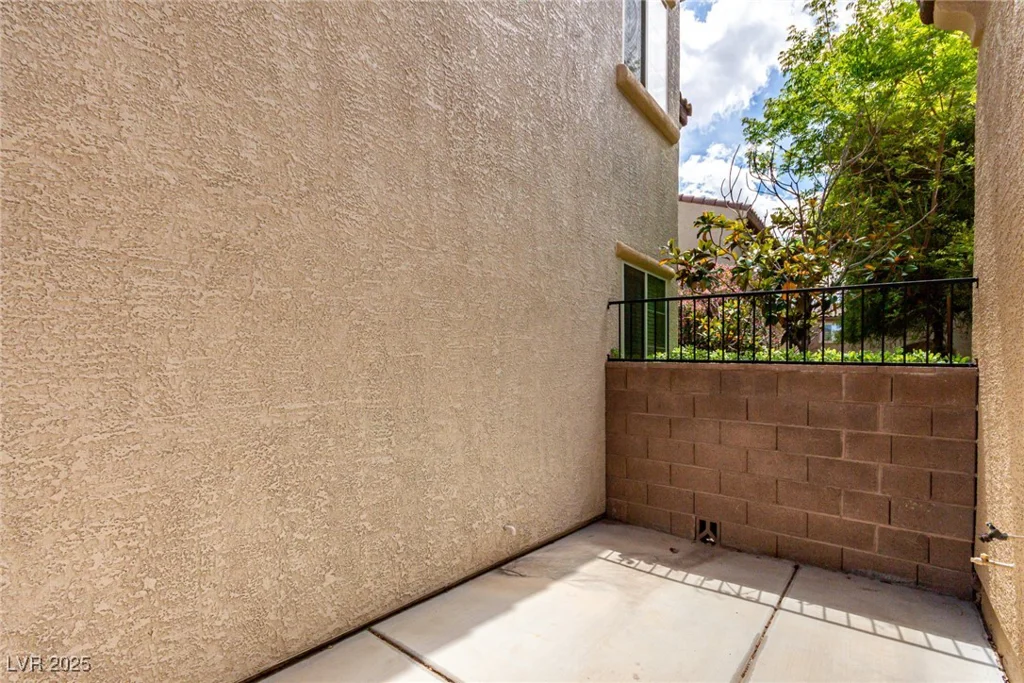 1831 Granemore, Las Vegas, NV 89135