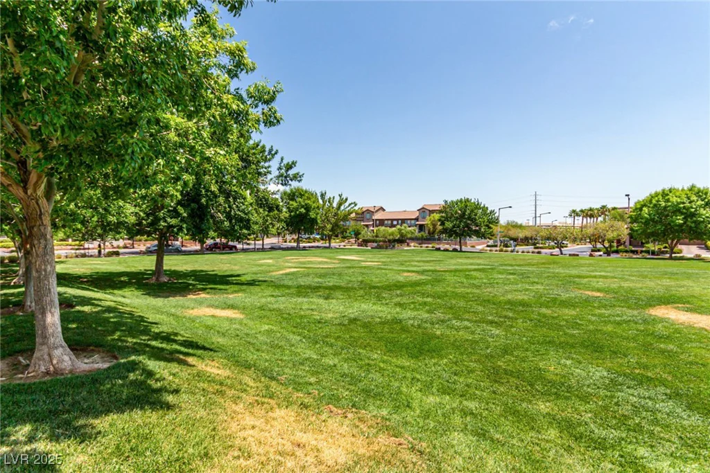 1831 Granemore, Las Vegas, NV 89135