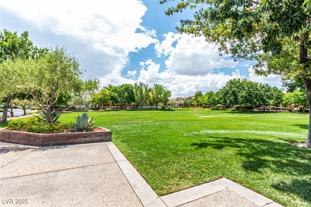 1831 Granemore, Las Vegas, NV 89135
