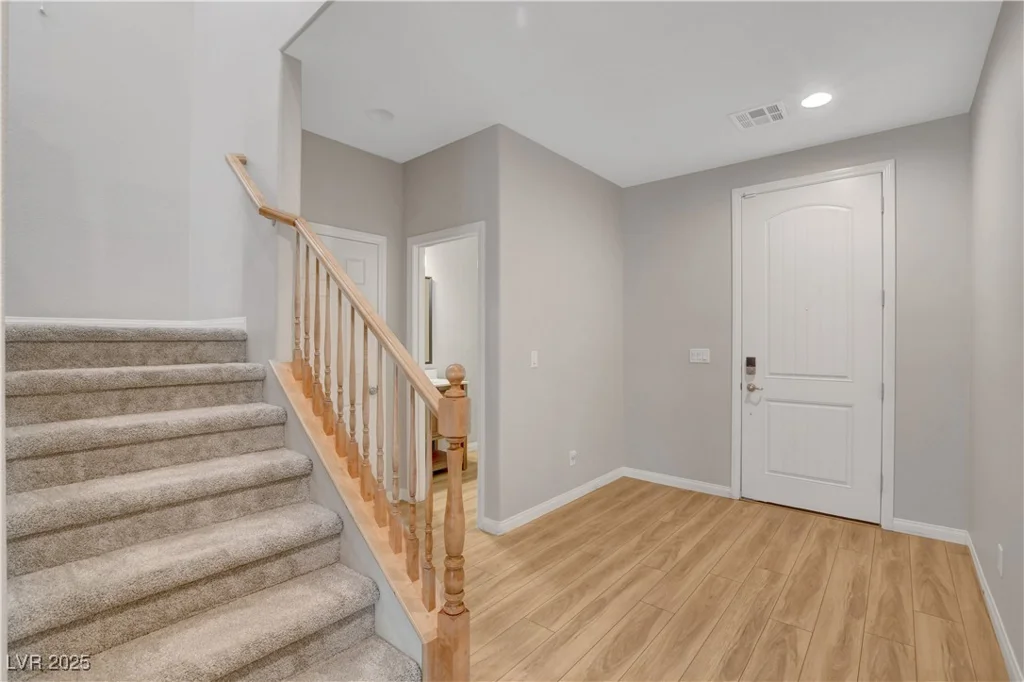 11212 Hedgemont, Las Vegas, NV 89138
