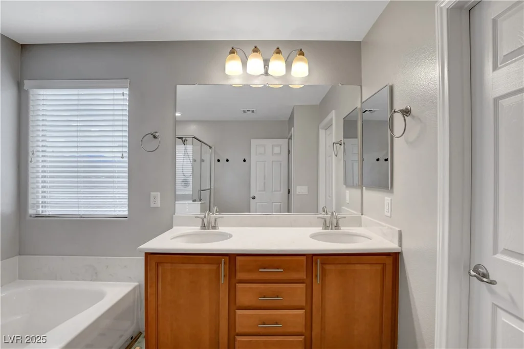 11212 Hedgemont, Las Vegas, NV 89138