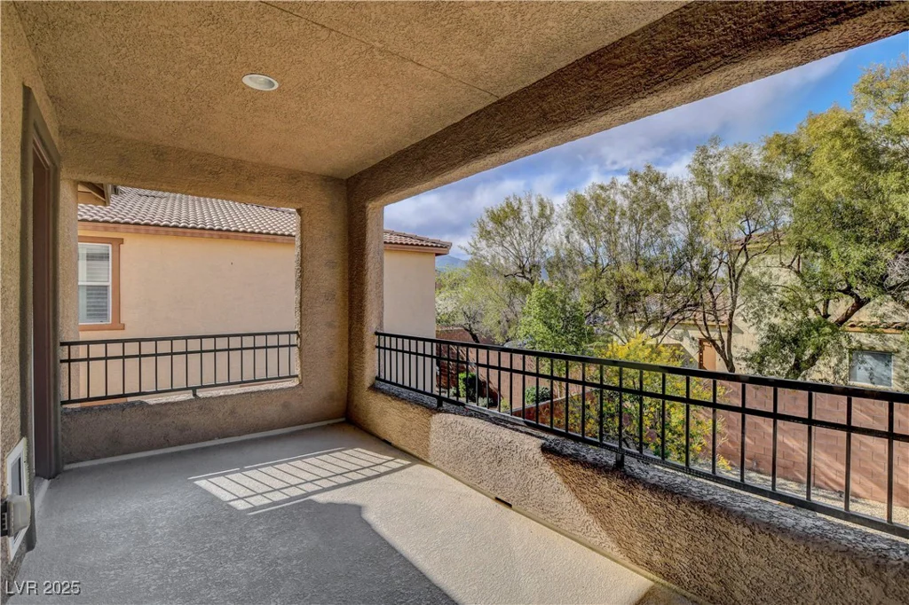 11212 Hedgemont, Las Vegas, NV 89138