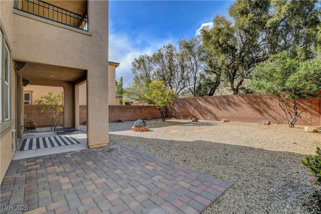 11212 Hedgemont, Las Vegas, NV 89138