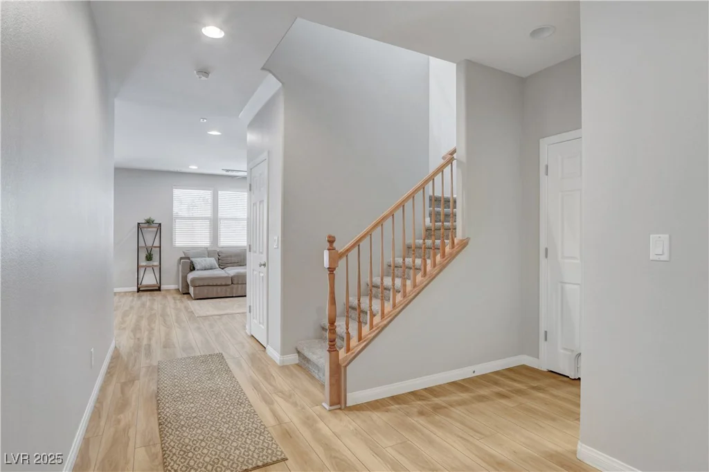 11212 Hedgemont, Las Vegas, NV 89138