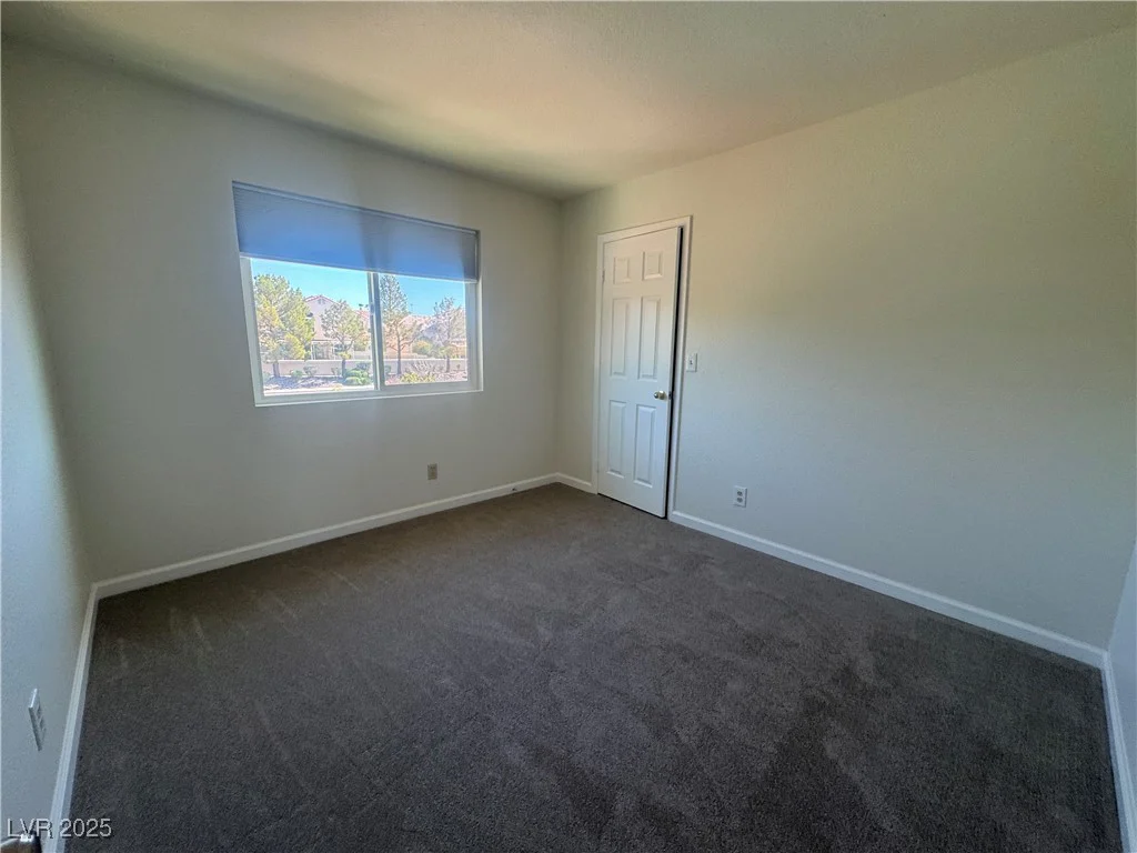 2807 Camelback, Henderson, NV 89074