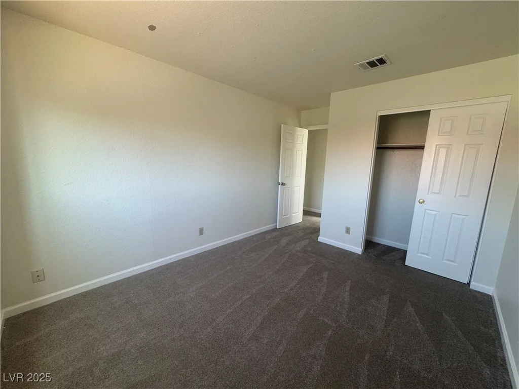 2807 Camelback, Henderson, NV 89074