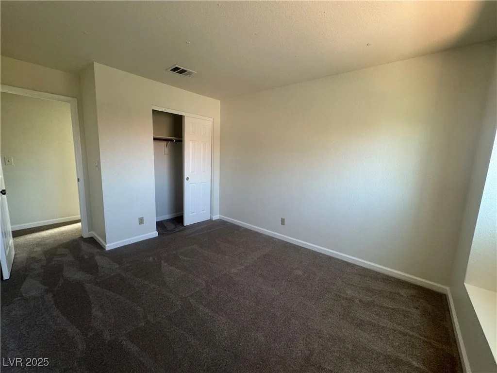 2807 Camelback, Henderson, NV 89074