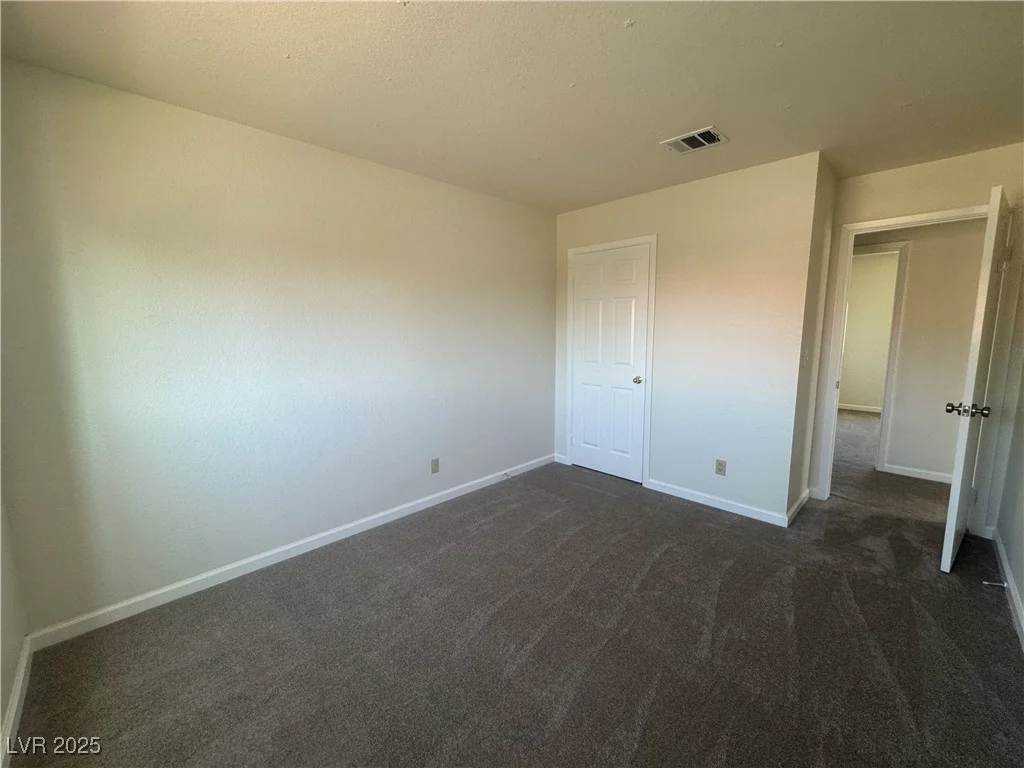 2807 Camelback, Henderson, NV 89074