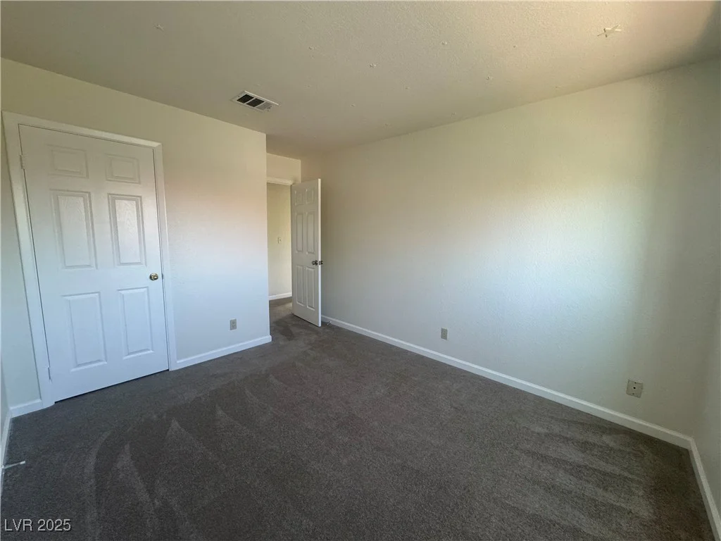 2807 Camelback, Henderson, NV 89074