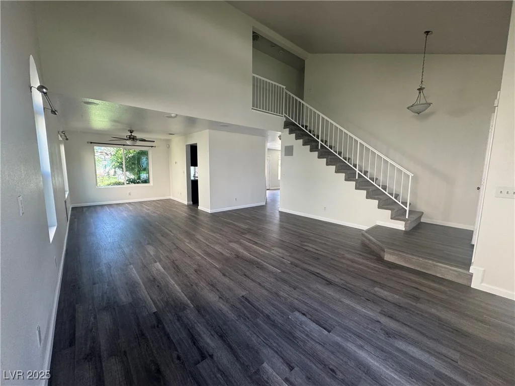 2807 Camelback, Henderson, NV 89074