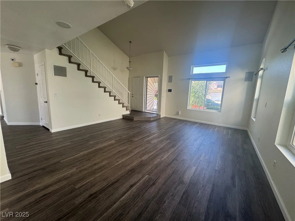 2807 Camelback, Henderson, NV 89074