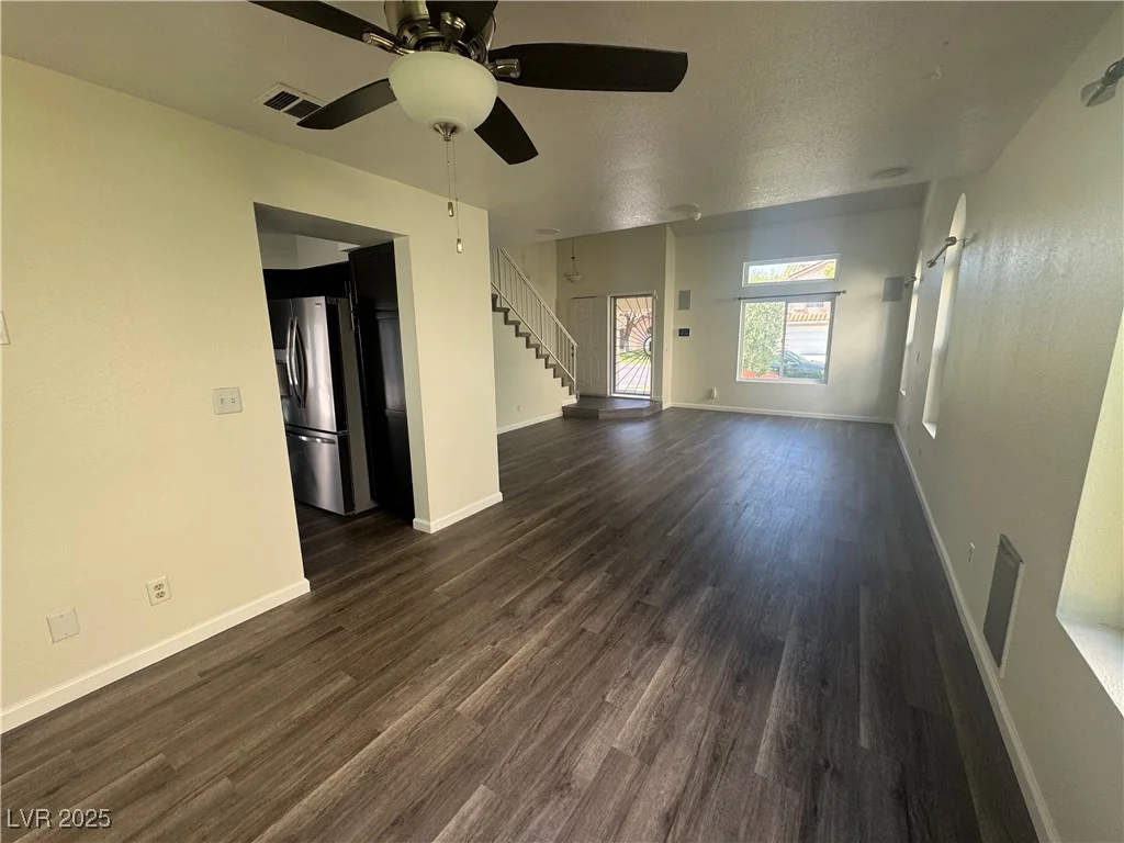 2807 Camelback, Henderson, NV 89074
