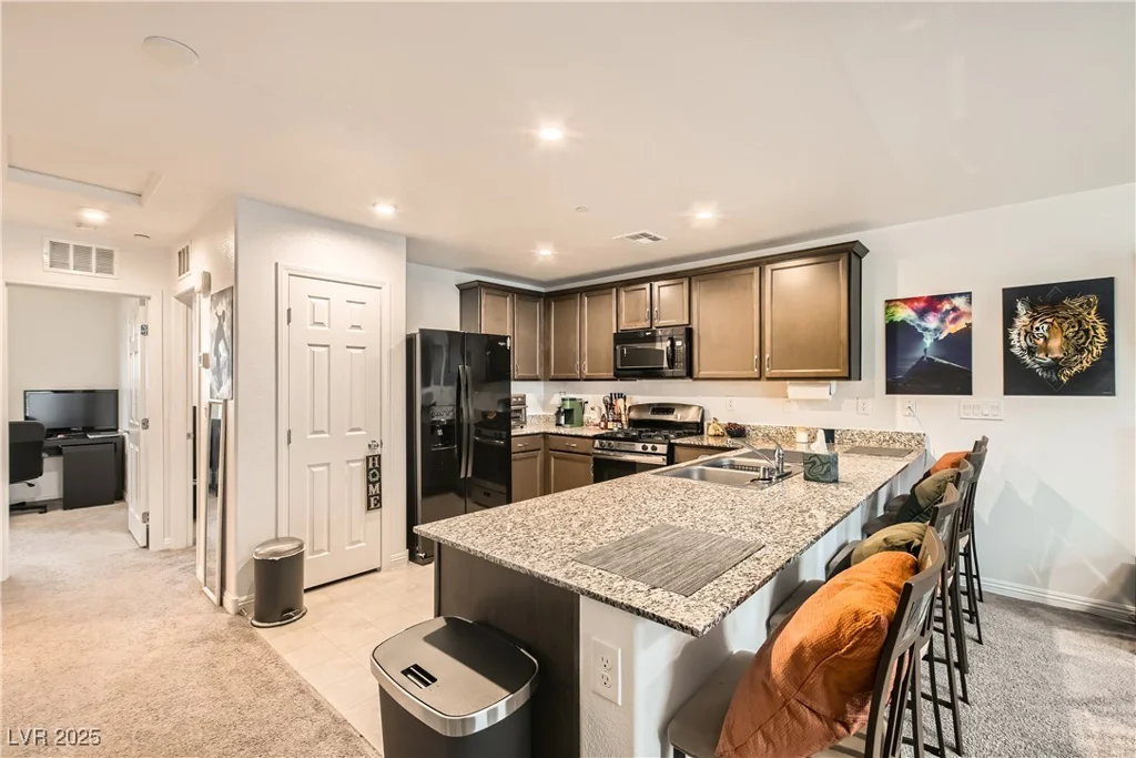 4602 Ingleton, Las Vegas, NV 89115