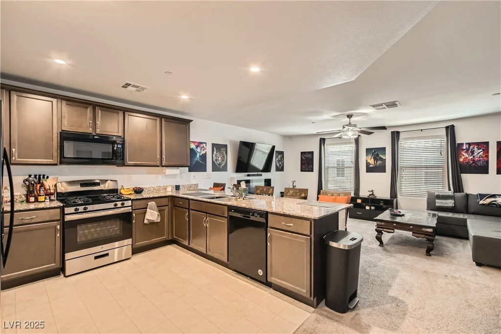 4602 Ingleton, Las Vegas, NV 89115