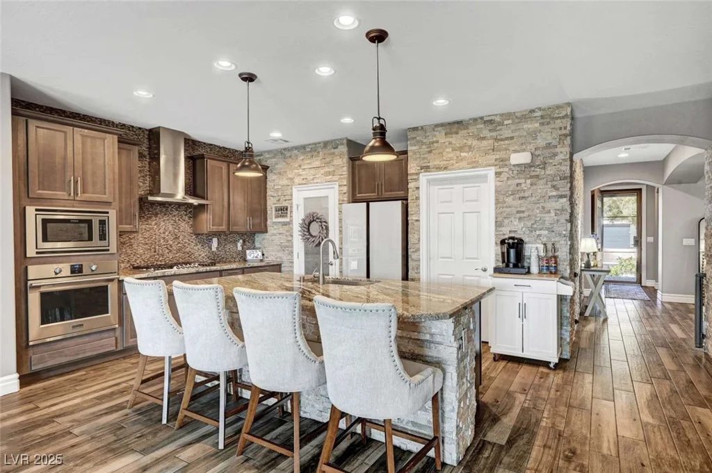 7360 Southern Magnolia, Las Vegas, NV 89149