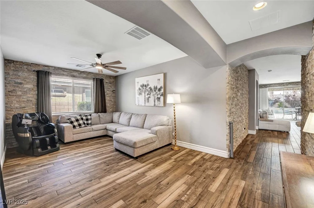 7360 Southern Magnolia, Las Vegas, NV 89149