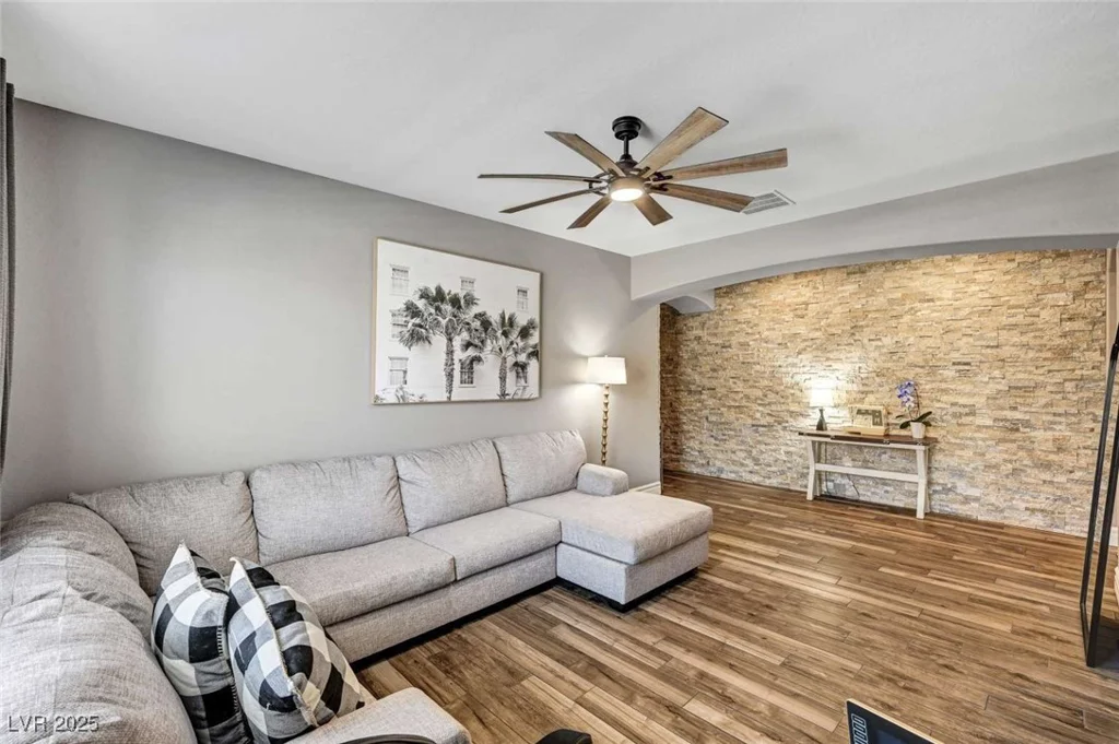 7360 Southern Magnolia, Las Vegas, NV 89149