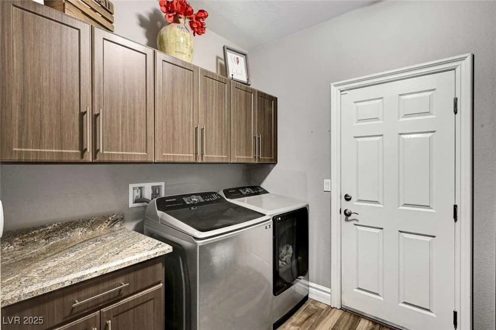 7360 Southern Magnolia, Las Vegas, NV 89149