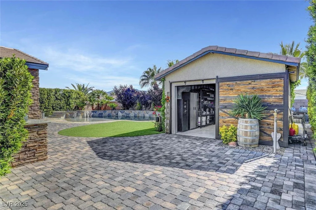 7360 Southern Magnolia, Las Vegas, NV 89149