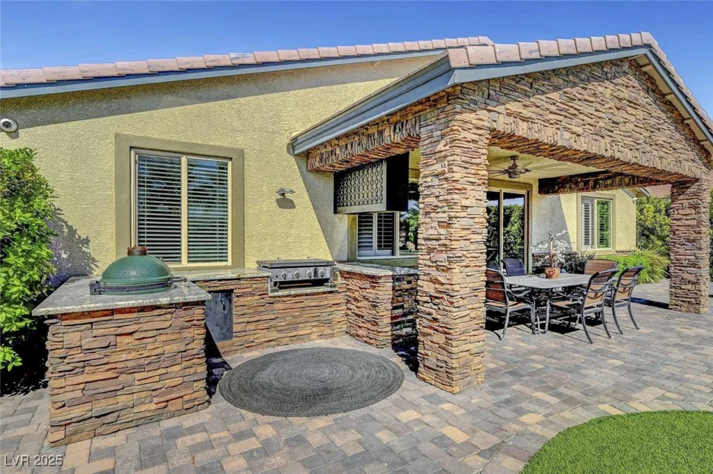 7360 Southern Magnolia, Las Vegas, NV 89149