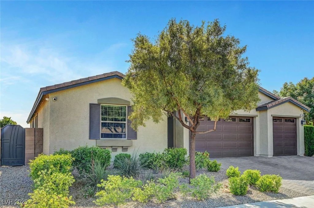 7360 Southern Magnolia, Las Vegas, NV 89149