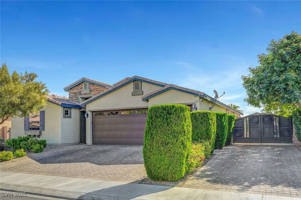 7360 Southern Magnolia, Las Vegas, NV 89149