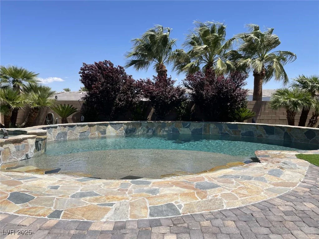 7360 Southern Magnolia, Las Vegas, NV 89149