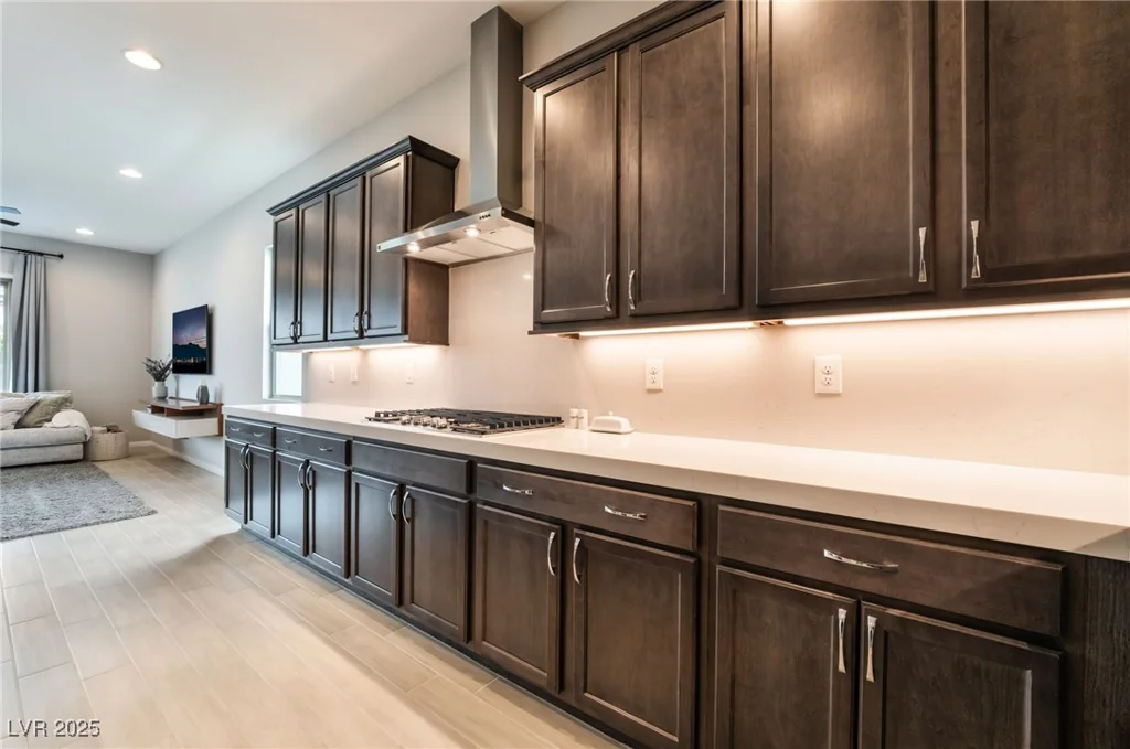 9087 Golden Crow, Las Vegas, NV 89148