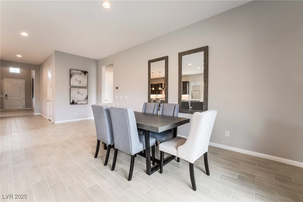9087 Golden Crow, Las Vegas, NV 89148