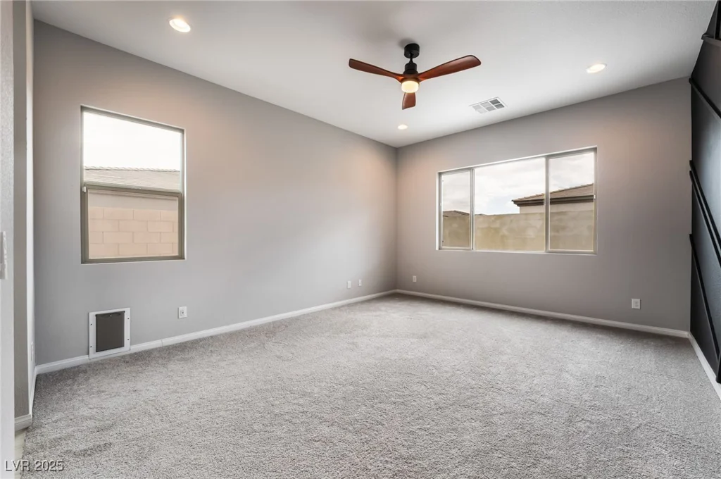 9087 Golden Crow, Las Vegas, NV 89148