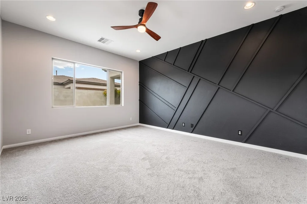 9087 Golden Crow, Las Vegas, NV 89148