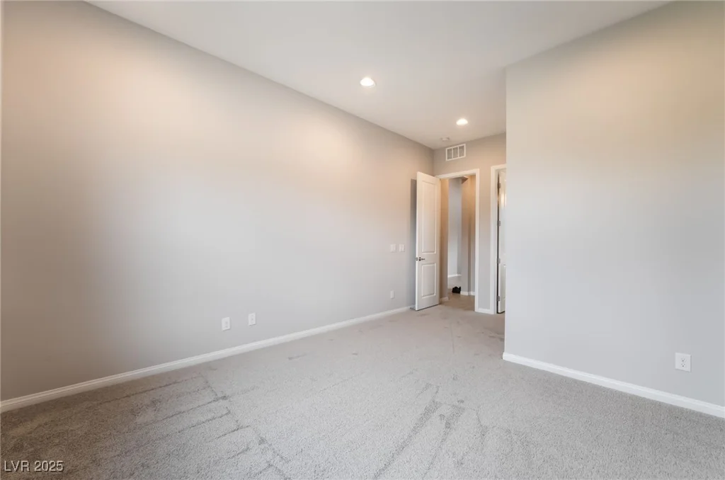9087 Golden Crow, Las Vegas, NV 89148