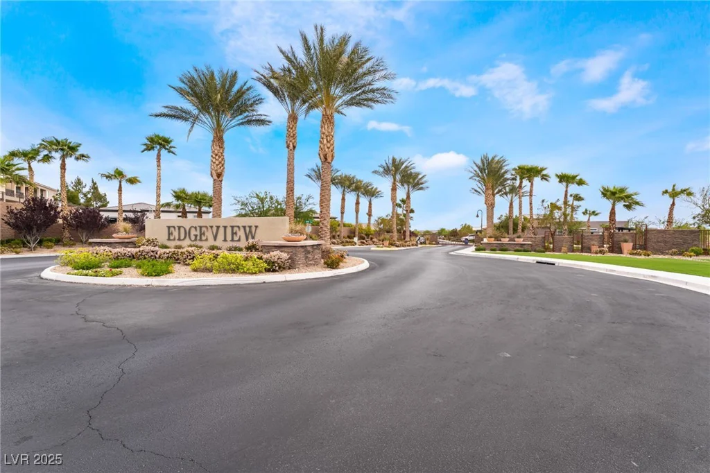 9087 Golden Crow, Las Vegas, NV 89148