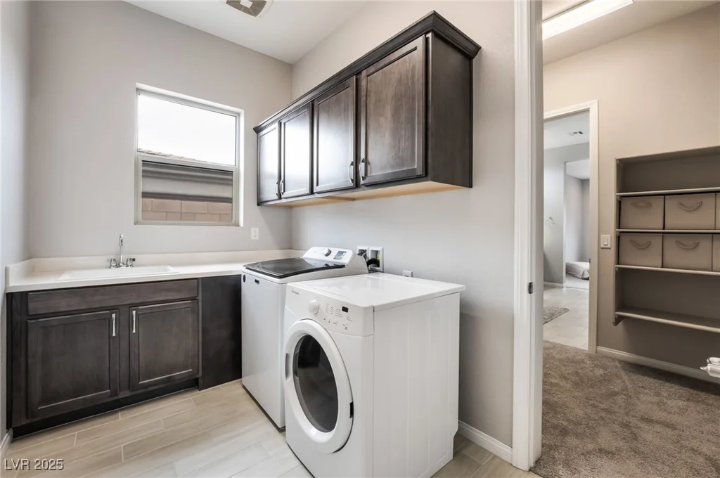 9087 Golden Crow, Las Vegas, NV 89148