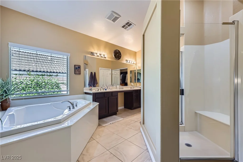 11253 Sanbury Brook, Las Vegas, NV 89183