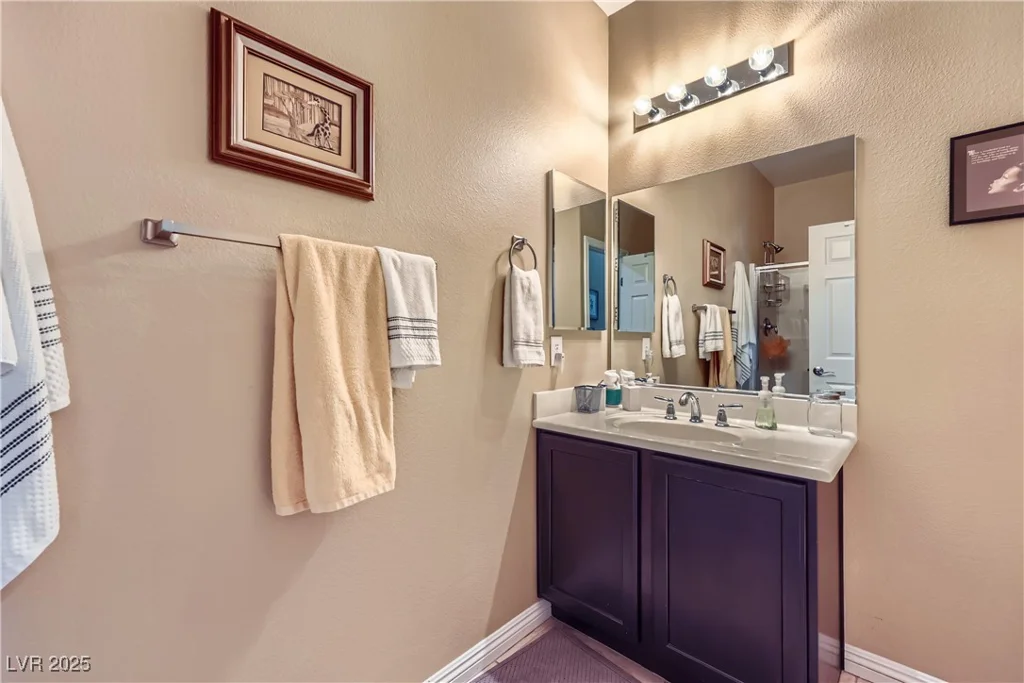 11253 Sanbury Brook, Las Vegas, NV 89183