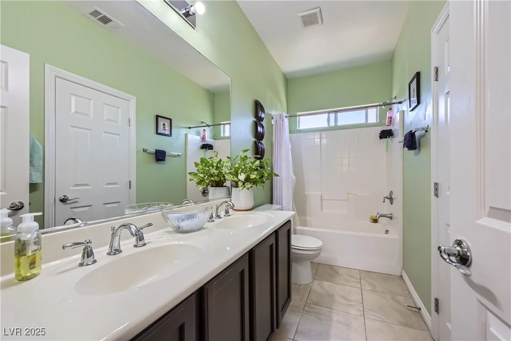 11253 Sanbury Brook, Las Vegas, NV 89183