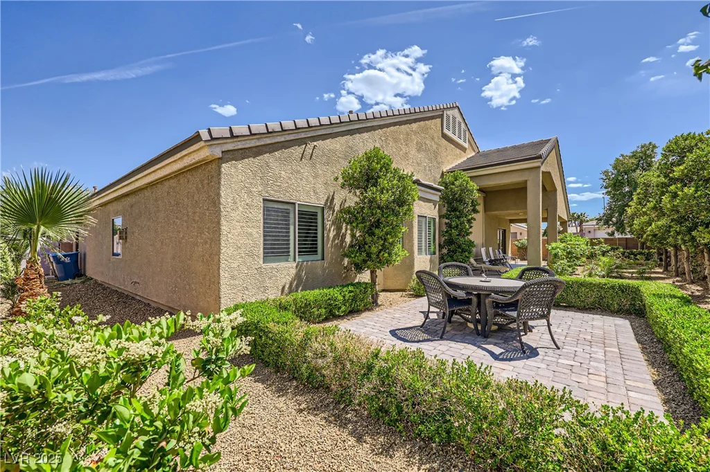 11253 Sanbury Brook, Las Vegas, NV 89183