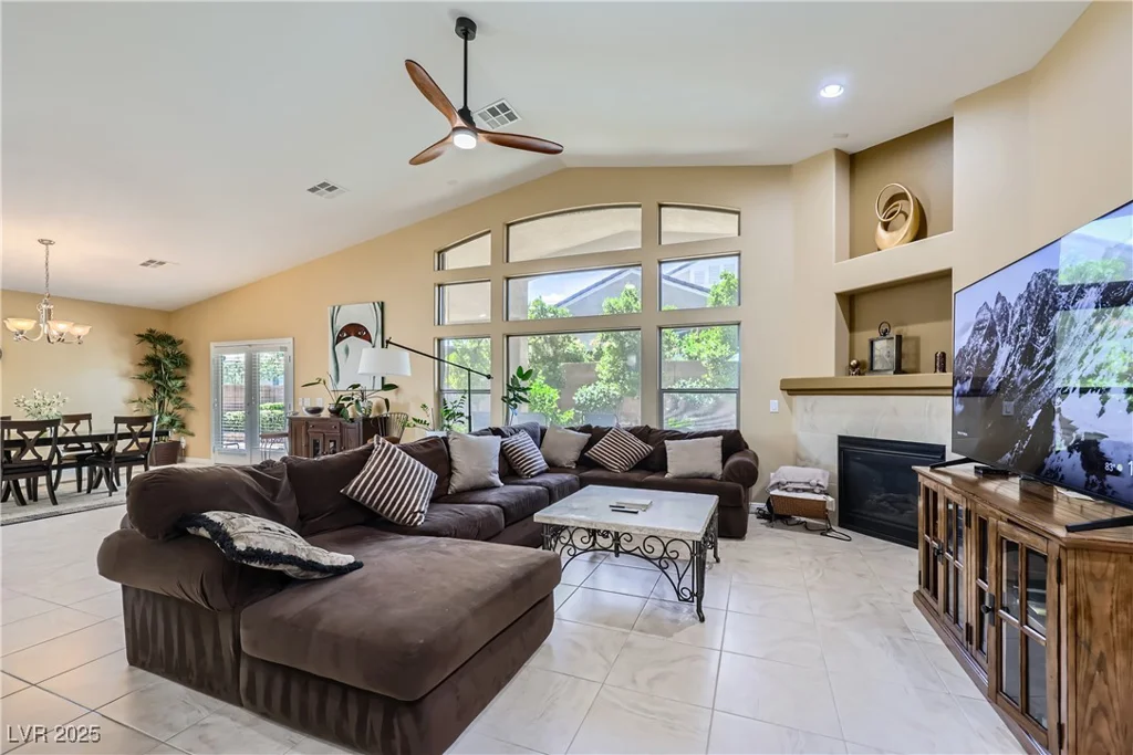11253 Sanbury Brook, Las Vegas, NV 89183