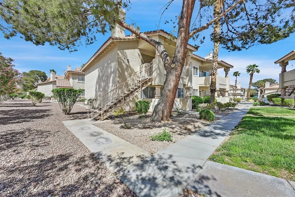 1313 Pinto Rock, Las Vegas, NV 89128