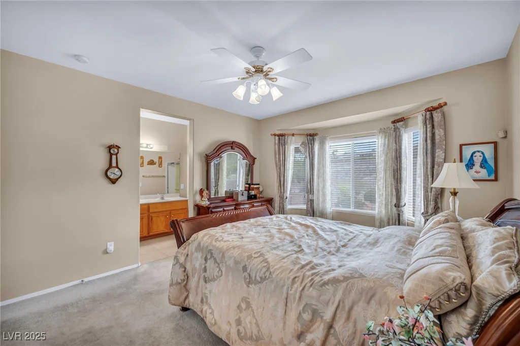 2571 Thatcher, Henderson, NV 89052