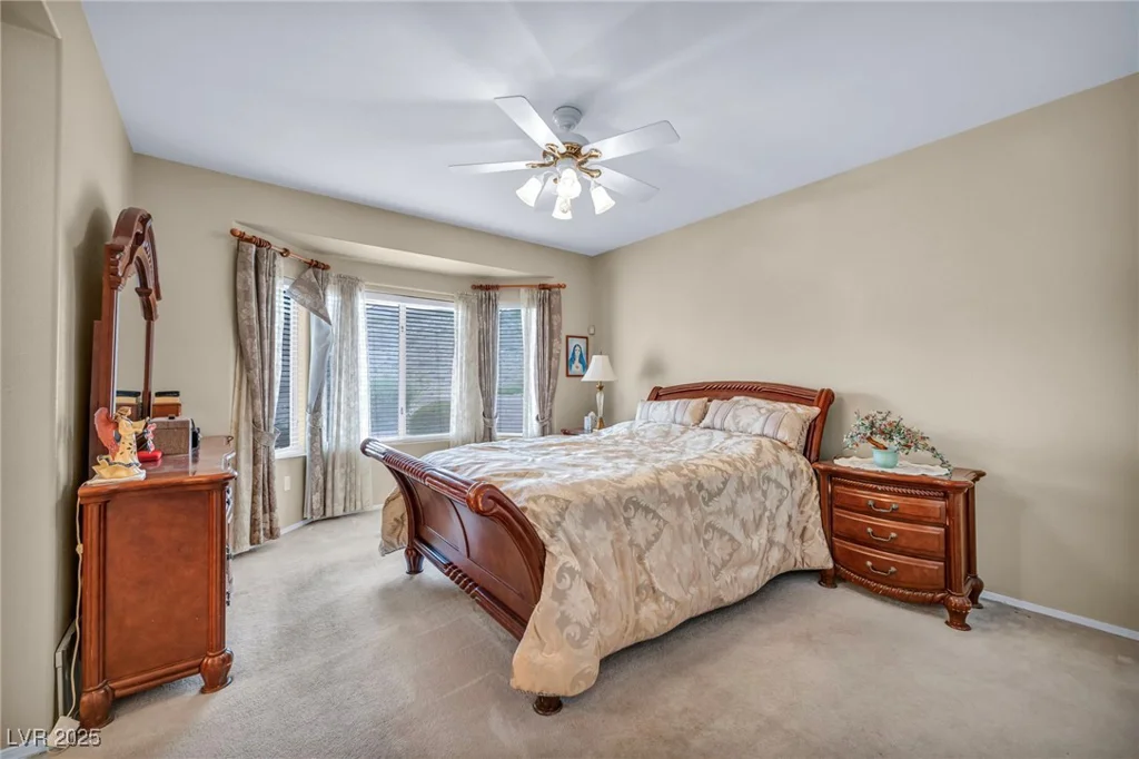 2571 Thatcher, Henderson, NV 89052