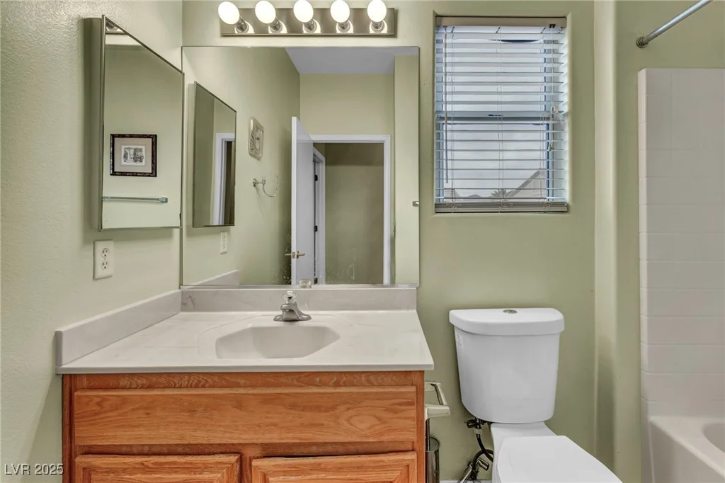 2571 Thatcher, Henderson, NV 89052
