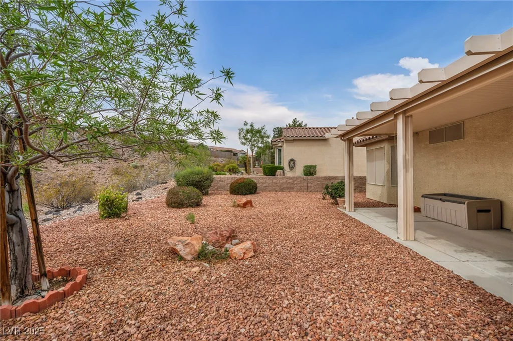 2571 Thatcher, Henderson, NV 89052