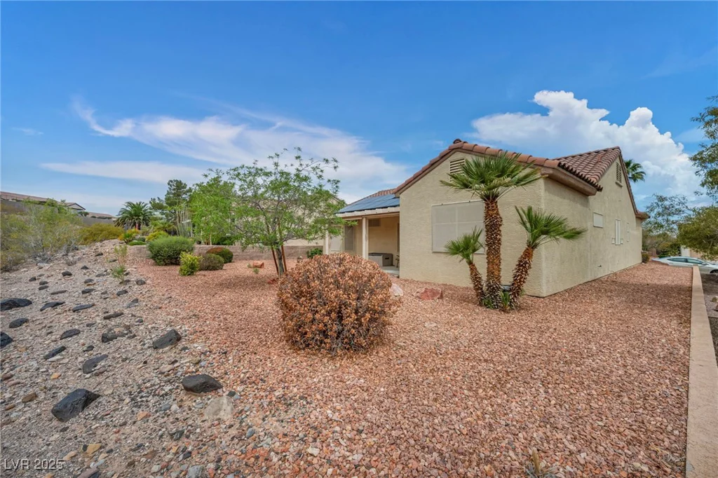 2571 Thatcher, Henderson, NV 89052
