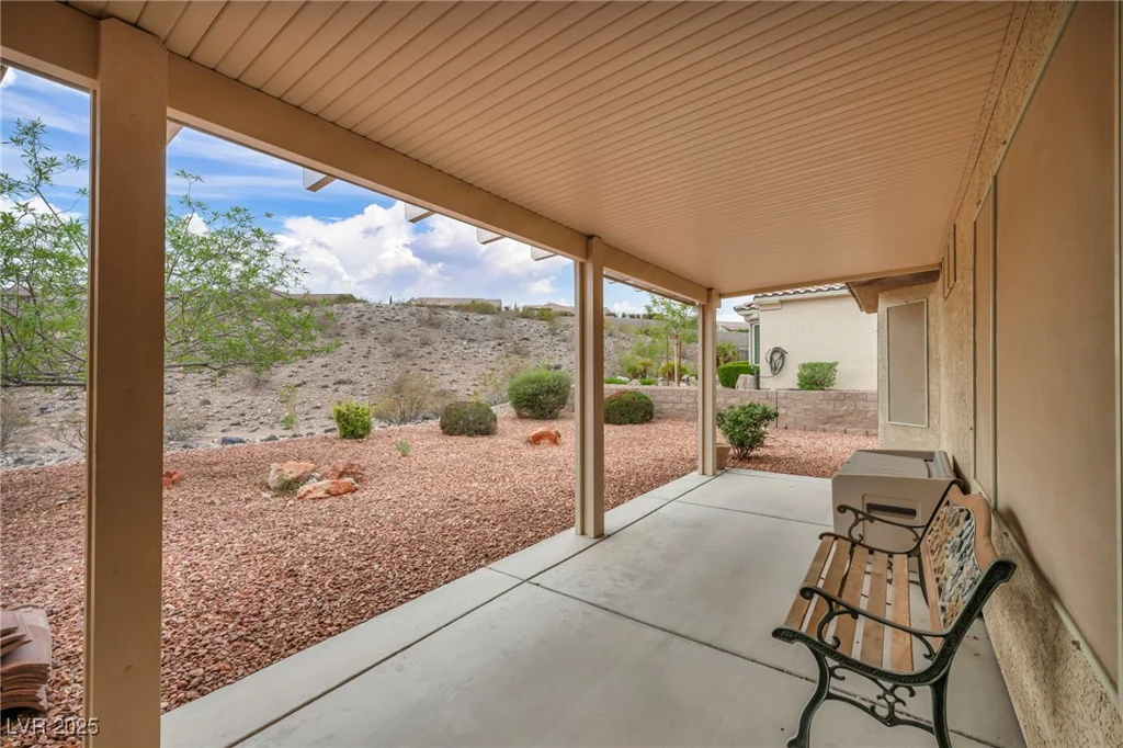 2571 Thatcher, Henderson, NV 89052