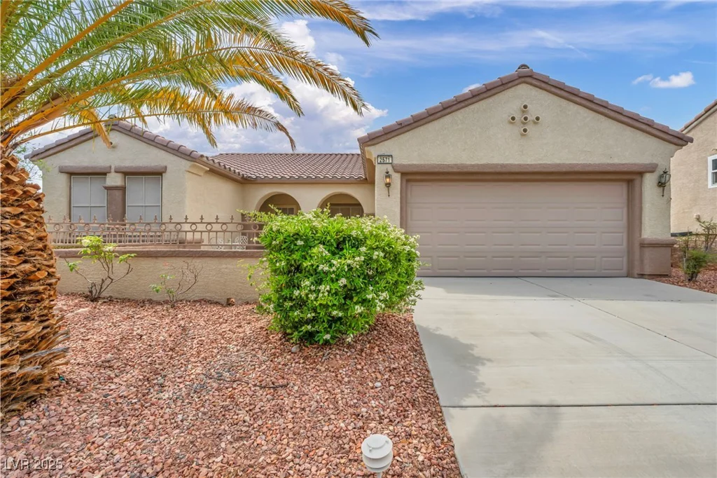 2571 Thatcher, Henderson, NV 89052