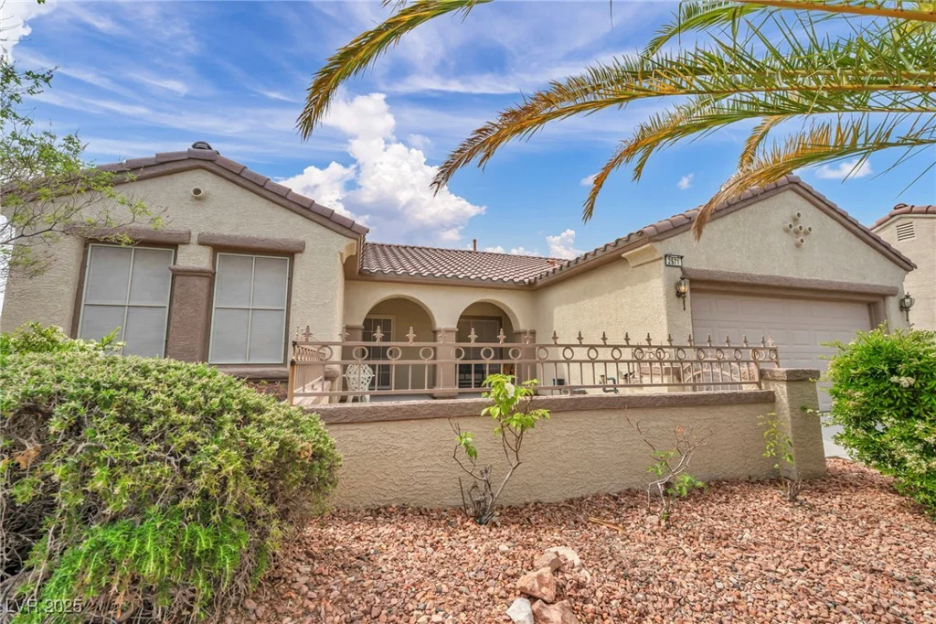 2571 Thatcher, Henderson, NV 89052